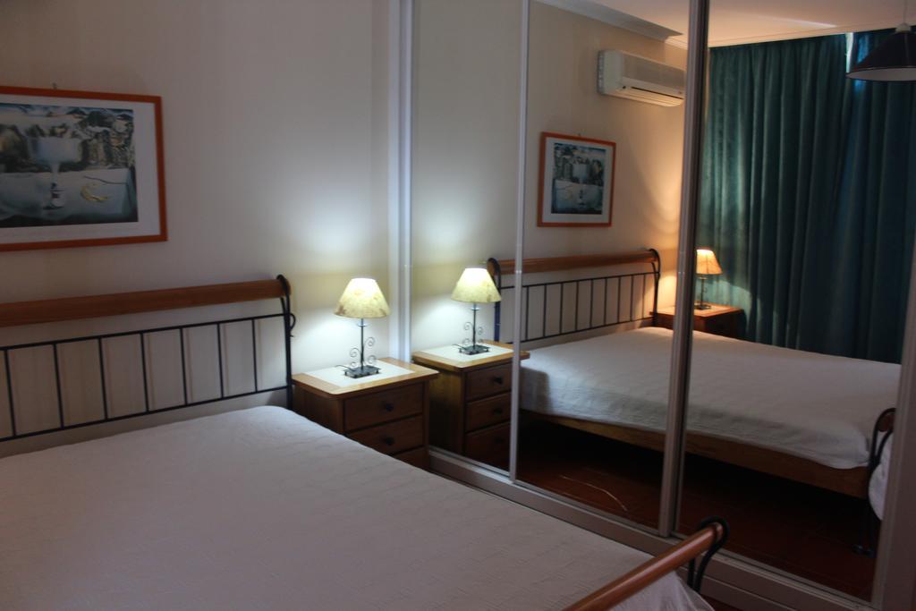 Apartamentos Varandas da Rocha Portimão Quarto foto