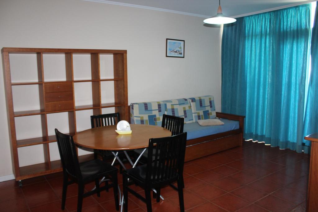 Apartamentos Varandas da Rocha Portimão Quarto foto