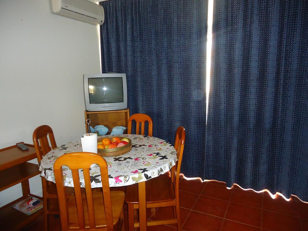 Apartamentos Varandas da Rocha Portimão Quarto foto